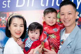 2021年7位女神诞下星二代，3个宝宝是混血儿，都含着金钥匙出生图片
