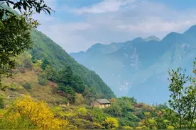 原先是一个公社大队，现在荒废了全是空房子，秦岭这个山村可隐居图片