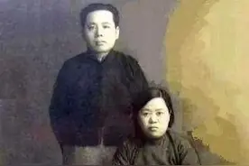 一场“骗婚”，她守空房半生，儿女相继夭折，死后由情敌儿子送终图片