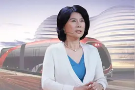 董明珠翻车了！直言年轻人不能吃苦把钱放第一，遭网友狂喷图片