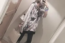 18岁窦唯二女儿晒照，身材纤细风格似窦靖童，遗传父亲音乐天分图片