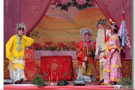 开戏必须唱完，就算台下没有人在听，也有四方鬼神在听图片