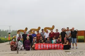 乡村振兴新模式 “引贤下乡”新举措（五）——盘锦音乐文学学会走进大洼区国有农场居民点住房用地改革试点图片