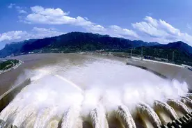 蓄水20年，三峡大坝底下到底藏了什么？看看专家咋说的图片
