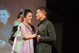 刘德华曾喊话向华强：如果你不要她了，打电话给我图片