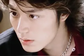 6位“睫毛精”男明星，他们的野生睫毛，比宁静的假睫毛还长图片