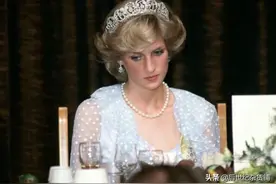 查尔斯求婚时戴妃不禁大笑，婚礼前夜说不爱戴妃致两人想取消婚礼图片