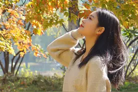 依依，毕业于杭州师范大学，来自北京，乘务员，金牛座，95年图片
