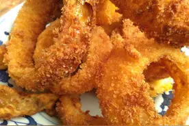 想吃洋葱圈，不用出去买，金黄酥脆，咸香味美，妥妥的追剧小零食图片