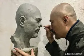 外表彪悍的徐锦江除了拍电影，还有你不知道的另一面图片