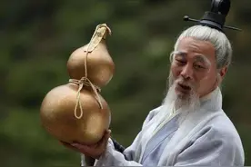老君炼制三根铁棒，金箍棒是最差的一根，那另外两根有啥来头？图片