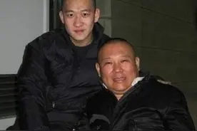 师徒“反目成仇”，离开德云社10年的曹云金，做回了真正的自己图片