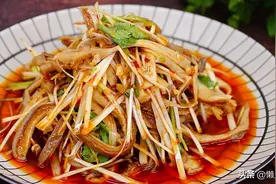立秋后，还能这样吃猪肚，吃起来非常的爽口，看着就很有食欲图片