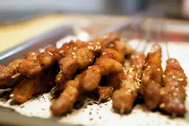 为何新疆羊肉串比其他地区的好吃？图片