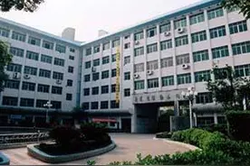 邵阳市最好的四所高中，考上都是学霸，隆回一中在列，你知道吗？图片