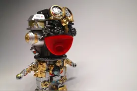 金属内构制作的机器猫你爱了吗图片