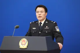 53名女警被授予“二级英模”，好警嫂、爱警母亲同被通报表扬图片