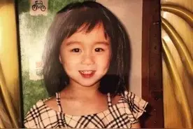 赌王78岁时，四太小女儿出生，被质疑是利智所生？网友：像极了图片