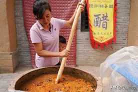 河南农村美女“醋西施”做水果醋，卖醋不出村，年赚20多万元图片