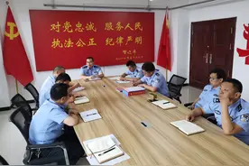 华阴公安：刑侦大队党支部“每月之星”评先评优 抓队伍促工作图片
