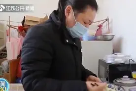 幸福！两大学生因疫情被困校园 被六个宿管阿姨热情投喂图片