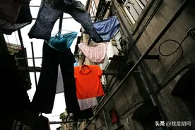到底谁错了？四合院沦为大杂院，有些住户却不愿搬走图片