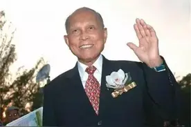 同是豪门，为何霍家人出门敢独自逛街，李嘉诚却会带多个保镖？图片