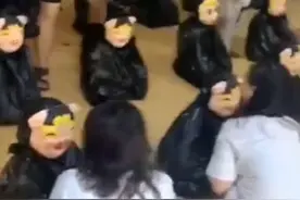 满地都是“猪八戒”？长治一幼儿园小朋友扮猪八戒坐等父母辨认图片