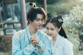 《少主且慢行》开拍初期男女主微博互撕，杀青后虞书欣转战选秀图片