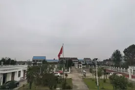 农村小学教师每周28节课 教学质量差有原因图片