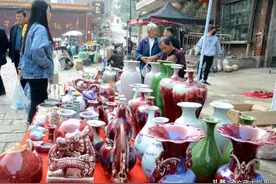 古玩市场遍地是“宝”，但别说捡漏，这些假古董能把人笑出内伤图片