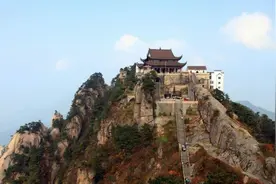 安徽有一座山，山上全是寺庙，大小寺庙有80座，真是一座“佛山”图片