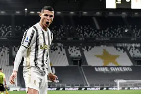 CR7航班再次起飞！从花罗到飞人 C罗如何练就头球之王？图片