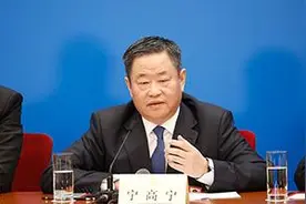 梦想当作家，掌管4家央企，成为万亿级世界500强企业董事长图片