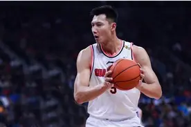 “废人篮球”从小抓起？裁判球员同罚禁赛两年，姚明终于要出手了图片