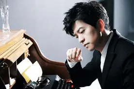 李健的温文尔雅都是骗人的，原来他还有这一面……图片