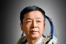 中国最遗憾的航天员，苦训23年无缘飞天，表示对不起“老婆孩子”图片