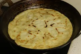 这才是烙饼的正确做法，柔软多层凉了也不硬，我家隔三差五做一次图片