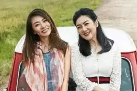 郭敬红：郑恺前女友妈妈，气质不输明星，病逝前希望女儿嫁给郑恺图片