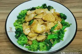 此菜是钟南山推荐的健康食物，与杏鲍菇简单一炒，美味营养比肉香图片