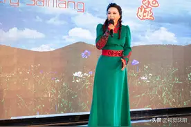 乌兰托娅来沈阳演唱《套马杆》引全场粉丝热捧图片