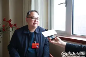 汉台区人大代表杨睿海：建议将老旧家属院物业管理社会化图片