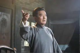 让李立群顶礼膜拜的演员，李立群：这辈子跟他握过手，很满足了！图片