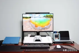 文字工作者极简桌面：倍思屏幕挂灯奋斗版Pro评测，强大护眼图片