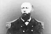 黄海大海战后，北洋海军实力大损，只能退回威海卫与炮台依护防御图片