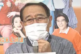 杨幂女儿长大了！刘恺威父亲透露孙女近况，孩子单独上网课不用陪图片