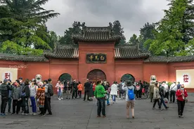 洛阳白马寺的镇寺之宝，是目前国内仅存的一组国宝，原在北京故宫图片