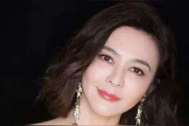 感情太丰富！57岁的关之琳早已年老色衰，为何倍受小鲜肉青睐图片