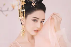 佟丽娅正式舞台翻车！被指像穿麻袋还疑似抄袭，原编舞现身开撕图片