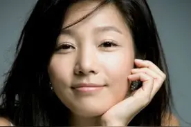 韩女星张真英葬礼，刚结婚三天，宋慧乔、金柱赫、安在旭悼念图片
